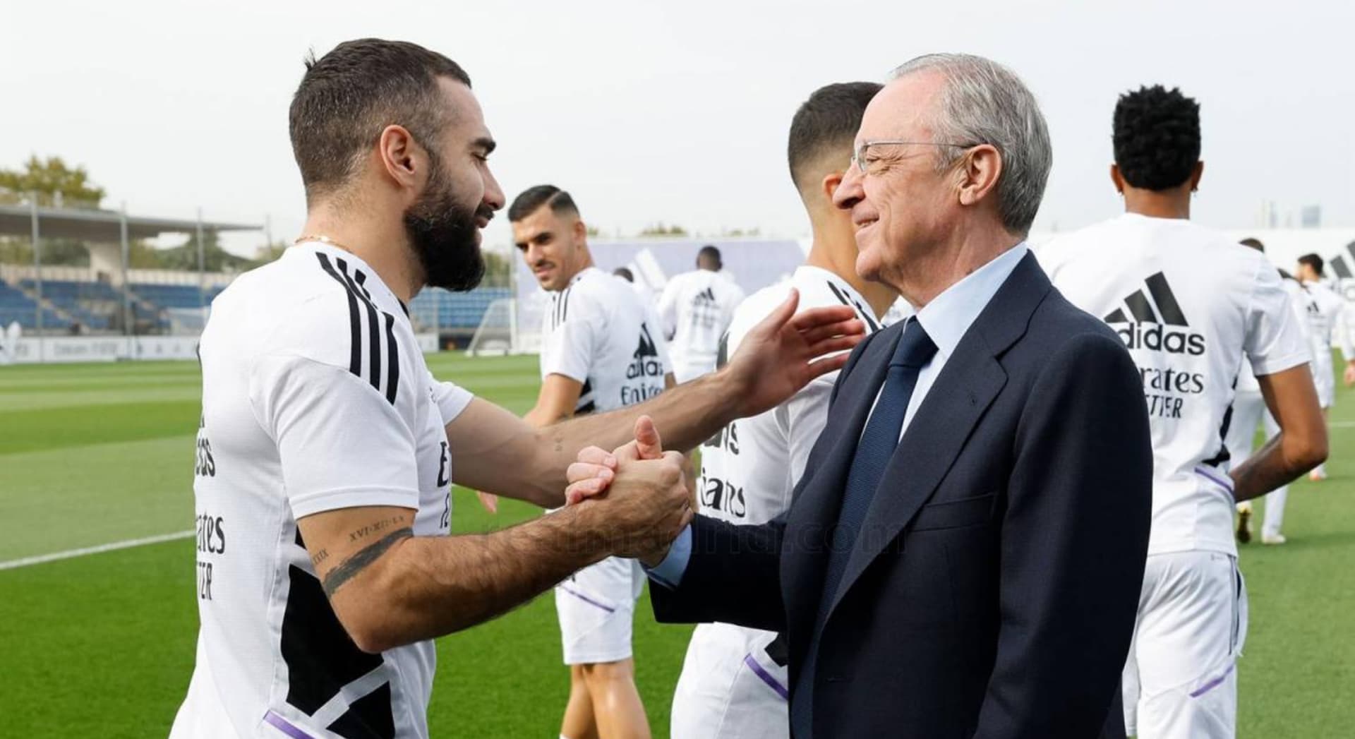 El presidente del club sabe de su importancia en el club y le dio una sorpresa