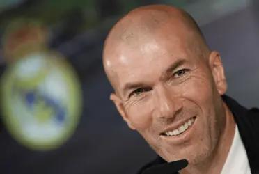 El presidente del PSG desmintió haber tenido contacto con el ex técnico del Rey de Europa