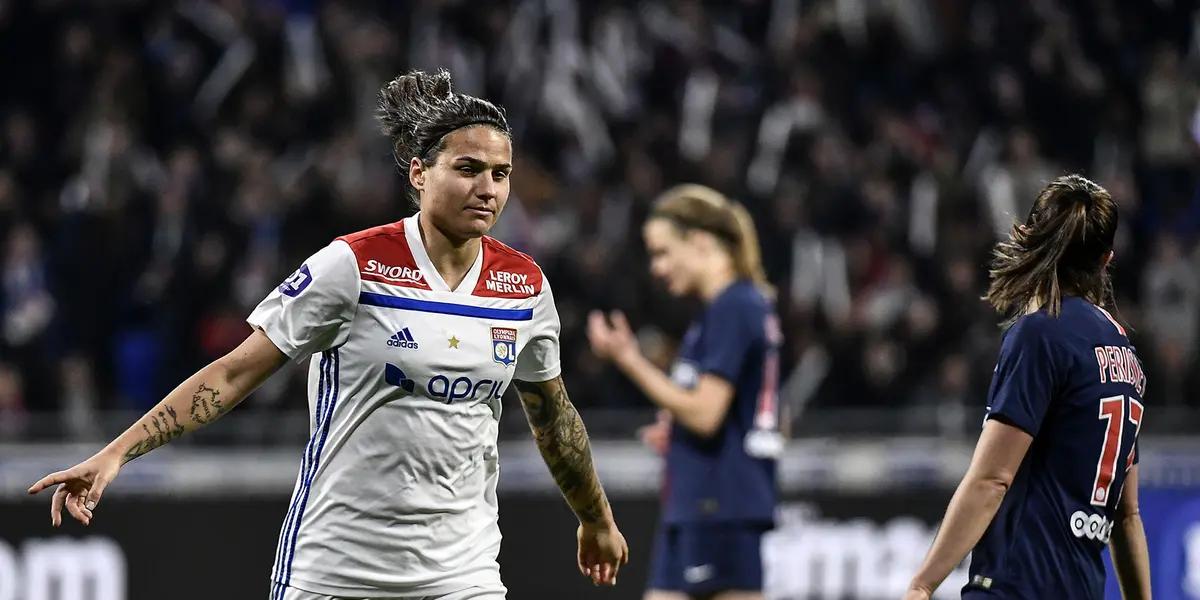 El primer partido de la serie se lo llevó el equipo de Lyon por 3 a 2, sin embargo la serie aun sigue más que igualada para ambos.