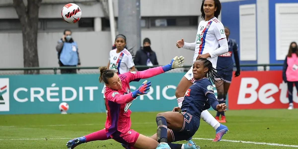 El PSG Femenino y el Olympique de Lyon Femenino se enfrentarán por el partido de vuelta de las semifinales de la UEFA Champions League Femenina para definir uno de los finalistas. El partido se jugará el sábado 30 de abril a las 21:00 horas y podrá verse a través de DAZN.