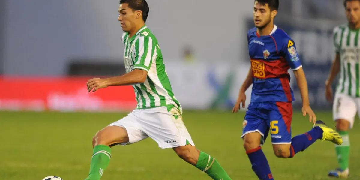 El Real Betis recibe al Elche Club de Fútbol en el Estadio Benito Villamarín este martes, desde las 21:00 por la 33ª jornada de la La Liga Santander.