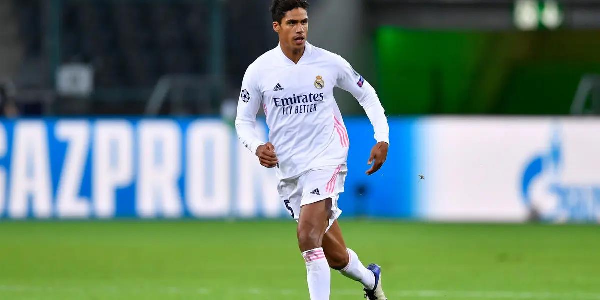 El Real Madrid baja el precio de Varane.
