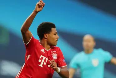 El Real Madrid Club de Fútbol sabe a la perfección que deberá rastrear el mercado para localizar alternativas. El Barcelona de también quiere aumentar su cuota goleadora y ambos clubes se fijaron en un jugador de la Bundesliga.