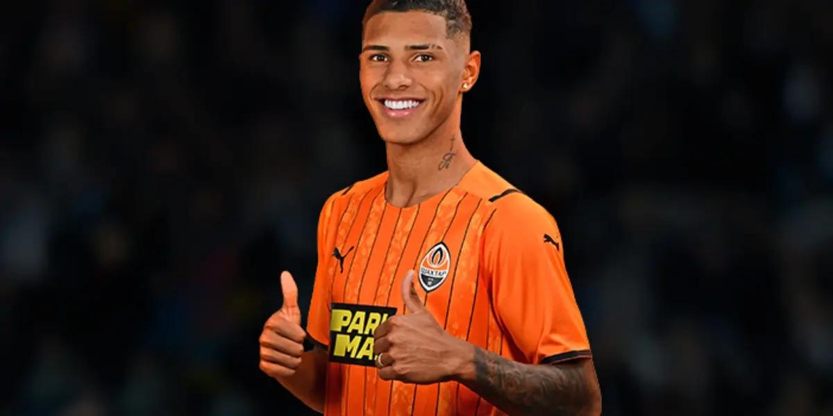 El Real Madrid empieza a mover el mercado de fichajes. A la espera de la confirmación del pase de Kylian Mbappé la Casa Blanca ha comenzado a moverse por otros jugadores, Vinicius Tobias podría ser refuerzo del Madrid.