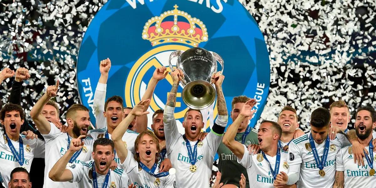 El Real Madrid levanta la Champions League 2017-2018.