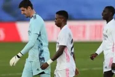 El Real Madrid perdió y se aleja cada vez más de la punta.