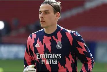 El Real Madrid tiene en su portería a uno de los mejores en su puesto, Thibaut Courtois, y su suplente es uno de los grandes proyectos de arquero Andriy Lunin. El ucraniano llegó como una joven promesa en 2018 y se ha ganado el lugar de segundo portero en uno de los clubes más grandes del mundo.