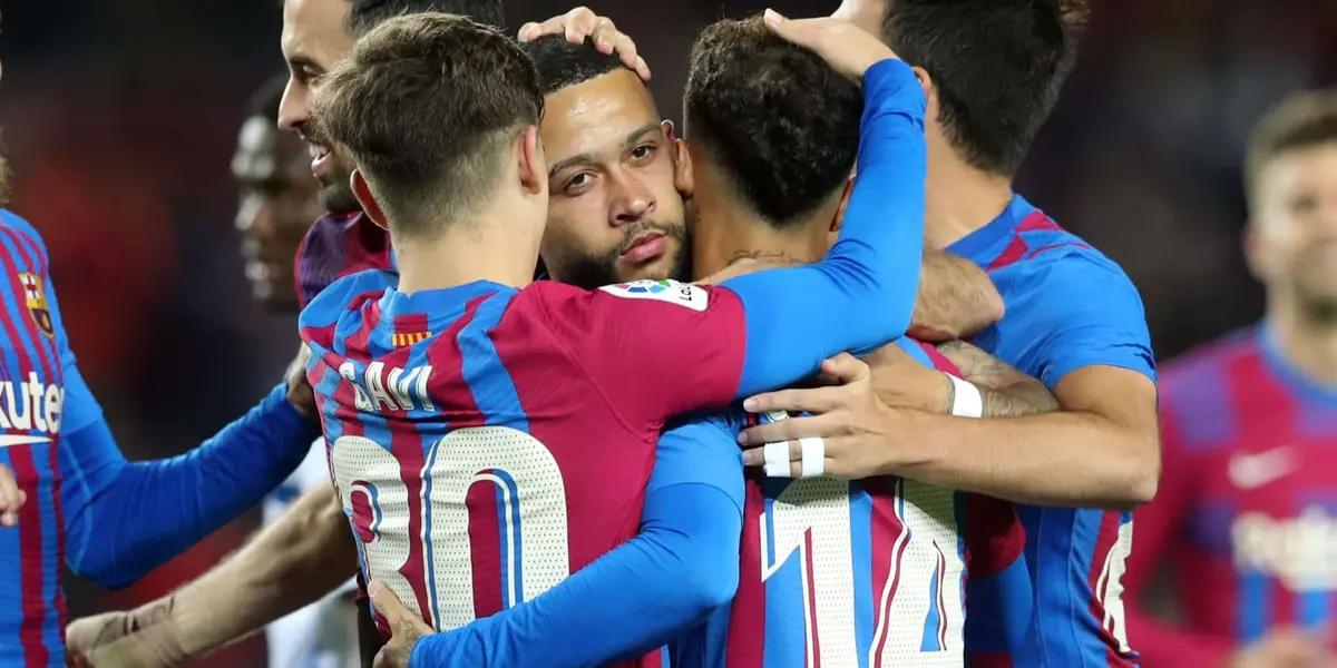 El regreso del entrenador blaugrana fue con victoria frente a su clasico rival, después de noventa minutos muy complicados para el equipo, Xavi y sus dirigidos supieron dar la cara y finalmente se quedaron con los tres puntos.