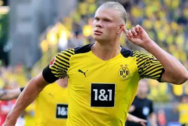 El representante del delantero noruego, Mino Raiola, aseguró que el club que lo quiera deberá pagar además del fichaje, 55 millones de euros como bono extra en la negociación.