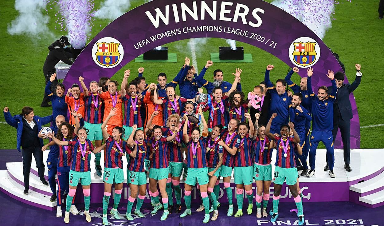 El representativo blaugrana tuvo su primer logro en la competencia más importante del fútbol femenino en la pasada temporada. Se convirtió en el primer club en vencer en las Champions Masculina y Femenina.