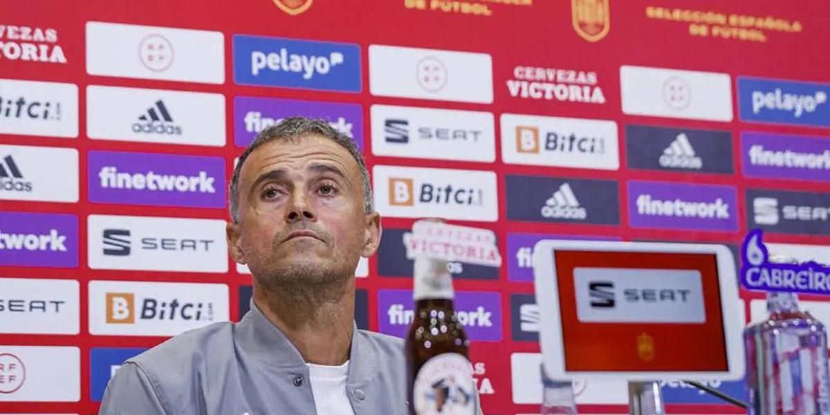 El seleccionador español Luis Enrique elaboró la lista para los próximos compromisos oficiales de la Roja y no le faltaron sorpresas a la citación.