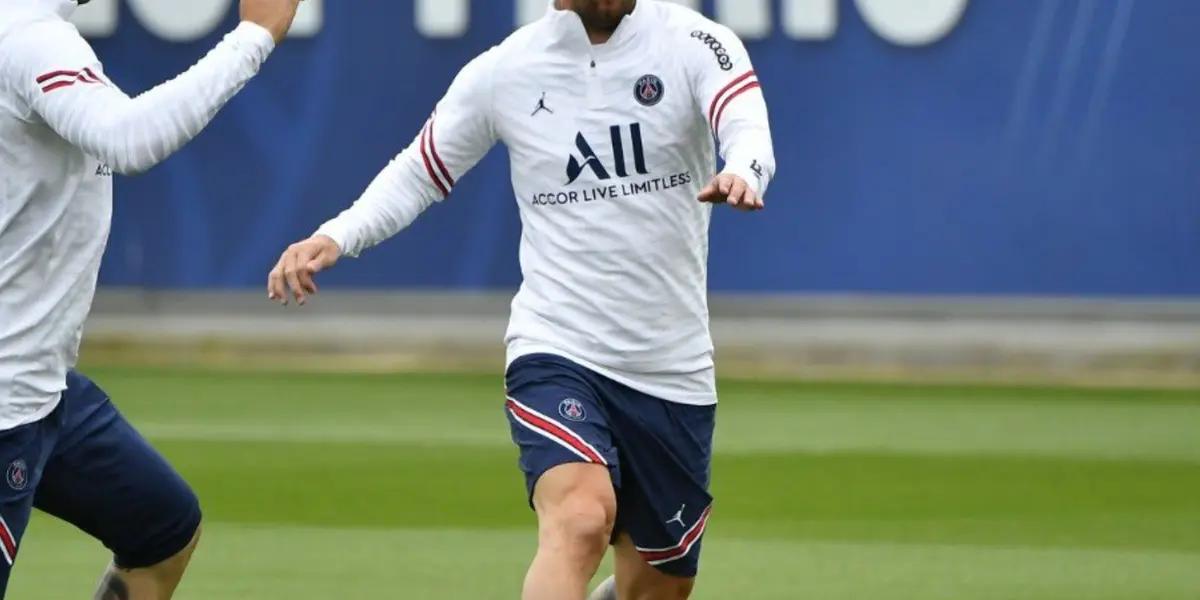 El técnico del PSG habló tras la victoria de los suyos ante el Brest, en un nuevo duelo sin el argentino y sin Neymar, y dio una posible fecha en la cual es astro argentino podría debutar oficialmente con el equipo parisino.