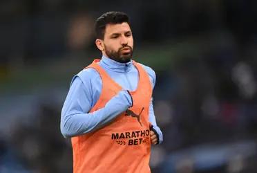 El técnico español se rindió en elogios hacia Agüero.