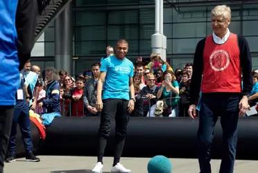 El tiempo le empieza a jugar en contra a las pretensiones del París Saint-Germain para poder retener a Kylian Mbappé. en la medida que se acerca la fecha del fin de contrato y el francés rechaza ofertas de renovación, más cerca está de ir al Real Madrid sin coste.