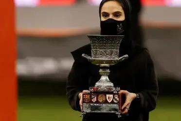 El trofeo de la Supercopa de España en Arabia Saudí