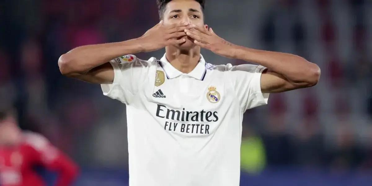 El uruguayo se dio el gusto de anotar su primer gol en primera división y ocurrió en el picante derbi madrileño.