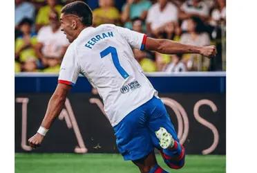 El valenciano está pasando por un momento increíble. Entra, anota y le quita los focos al killer polaco