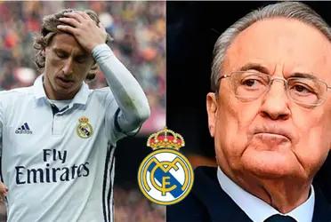 El volante croata considera una falta de respeto la llegada de refuerzos cuando su situación no está resuelta.