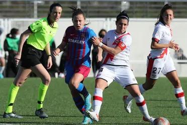 El ya descendido Rayo Vallecano se enfrenta al invicto Barcelona en un duelo de realidades.