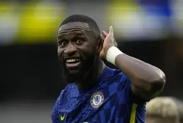 El zaguero alemán pretende recibir una prima de fichaje cercano a los 20 millones de euros para llegar a ser el próximo refuerzo de la Casa Blanca.