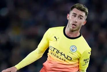 El zaguero fue muy criticado por elegir a La Roja.