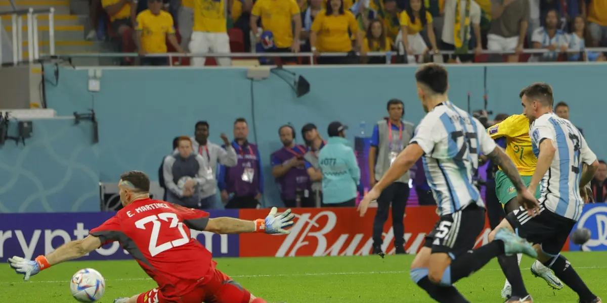 Emiliano ´Dibu´ Martínez fue clave en la clasificación de Argentina a las semifinales del Mundial, y Florentino estuvo atento a ello