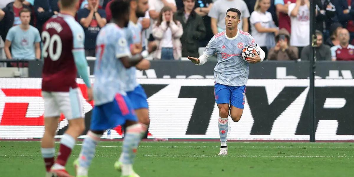 En autentico partidazo, el Manchester United finalmente venció al West Ham por 2 a 1. Atajando un penal en el final del partido, De Gea se convirtió junto a Cristiano Ronaldo en el Héroe del partido.