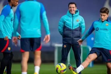 En FC Barcelona se quedará este jugador que ya estaba buscando equipo, pero Xavi logró recuperarlo