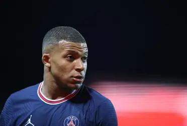 En forma definitiva Mbappé ahora si jugará en el Real Madrid, el francés solo está esperando que finalice su contrato con el equipo parisino para unirse a la casa blanca, y según varios medios este será su sueldo.