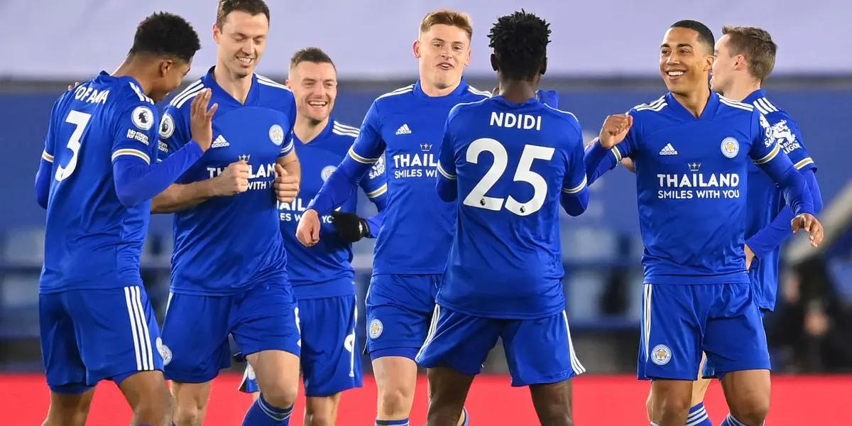 En la casa blanca quieren ir renovando el medio campo, y este jugador es uno de los que ahora mismo tiene más chances de caer al equipo merengue para empezar esta renovación.
