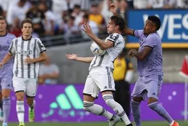 En un amistoso de pretemporada jugado en Estados Unidos el Real Madrid derrotó por 2 a 0 la Juventus de Turín con goles de Benzema de penal y Marco Asensio.