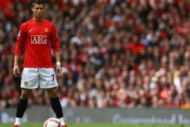 En un enorme giro del destino, y cuando parecía que el destino de Cristiano Ronaldo sería el Manchester City, el portugués firmó con el Manchester United. La historia de cómo se gestó el regreso más esperado.