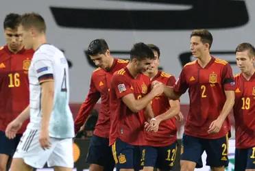 En un grupo B muy disputado, el seleccionado español complica su camino al mundial si no se le dan los resultados que necesita. Acá te mostramos cuales son las opciones que tiene España para clasificar a Qatar 2022