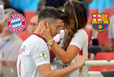 En un posteo de Instagram, la pareja del delantero polaco dejó en claro su descontento sobre la situación actual del delantero con el club alemán.