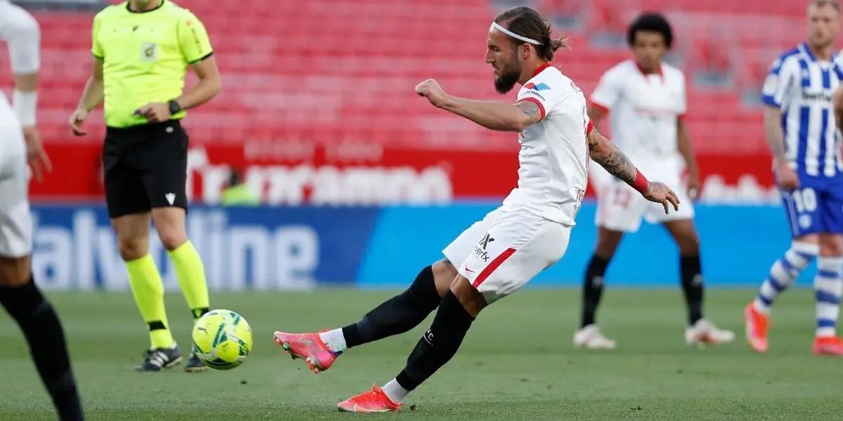 Es uno de los polifuncionales del equipo de Lopetegui. Ante la gran cantidad de bajas que viene sufriendo el conjunto andaluz, el serbio será parte del elenco del Sevilla de cara al encuentro con West Ham.