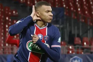 Es ya casi un hecho el arribo del joven francés al club de sus amores. Su futuro esta bastante claro pero muchos no entienden porque dejar de lado el equipo de las súper estrellas por irse al Real Madrid. En esta nota te mostramos porque el galo deja de lado el dinero y prefiere irse a la casa blanca.