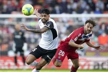 Espanyol y Valencia abrirán la fecha 37 de La Liga el sábado 14 de mayo a las 18:30 horas. Ambos equipos están fuera de peligro con el descenso pero tampoco juegan por el ingreso a copas europeas por lo que será un encuentro solo para completar el calendario. El partido podrá verse a través de Movistar LaLiga.