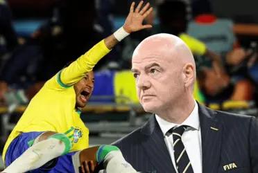 Esta sería la acción de su nuevo club, tras la lesión sufrida en las Eliminatorias Sudamericanas