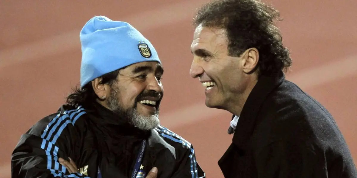 Ex defensor de la selección argentina mostró su dolor por la muerte de Diego.