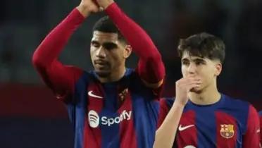 FC Barcelona y Pau Cubarsí, jugadores del FC Barcelona