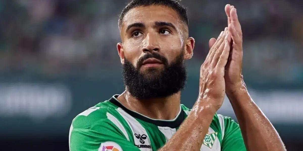 Fekir en un partido con el Real Betis