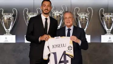 Florentino Pérez con Joselu en su presentación en el Real Madrid