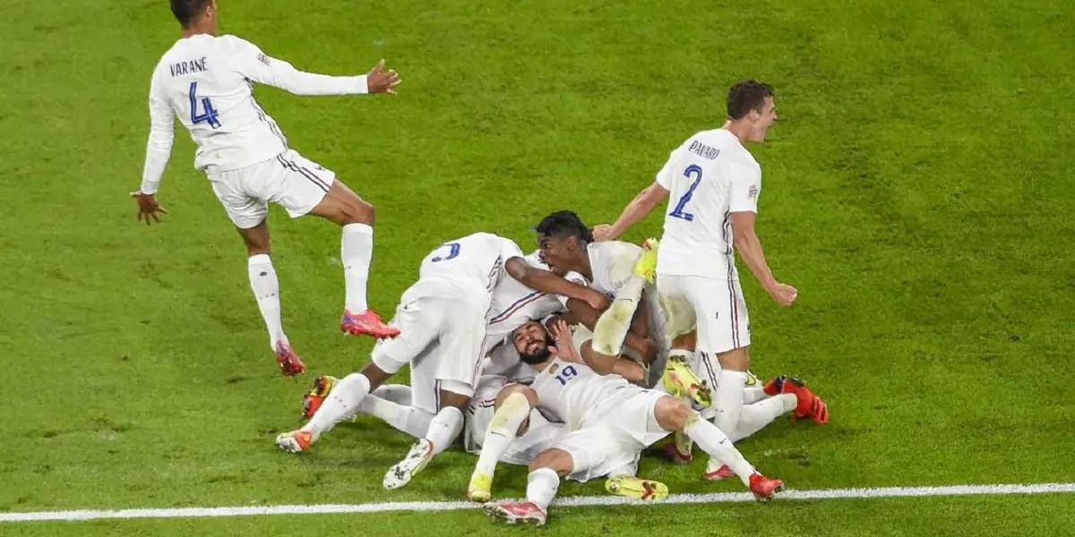 Francia venció por tres goles a dos a Bélgica con goles de Benzema, Mbappé y Theo Hernández; mientras que Carrasco y Lukaku marcaron para los belgas. España se medirá a la campeona del mundo en la final de la UEFA Nations League.