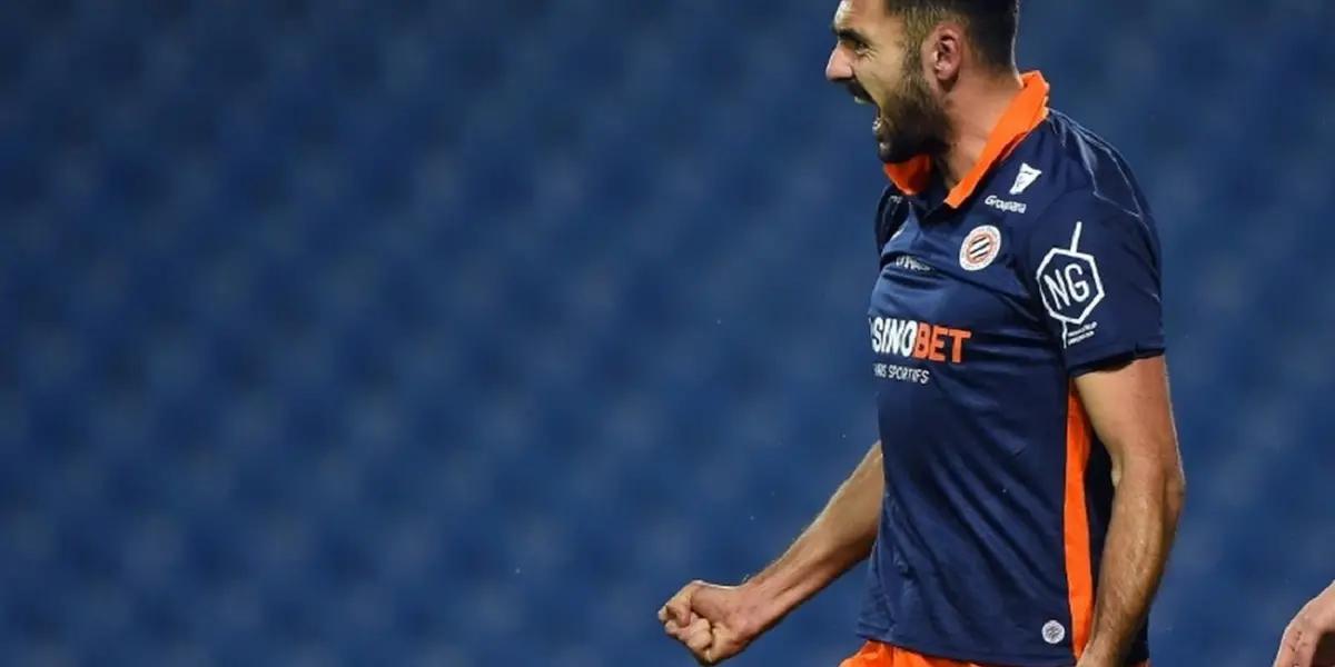 Gaetan Laborde es un delantero centro de 27 años que juega actualmente milita en el Stade Renneais Football Club. El jugador francés sería buscado por el Real Madrid para ser alternativa a Karim Benzema, su valor en Transfermarkt es de 18 millones de euros.