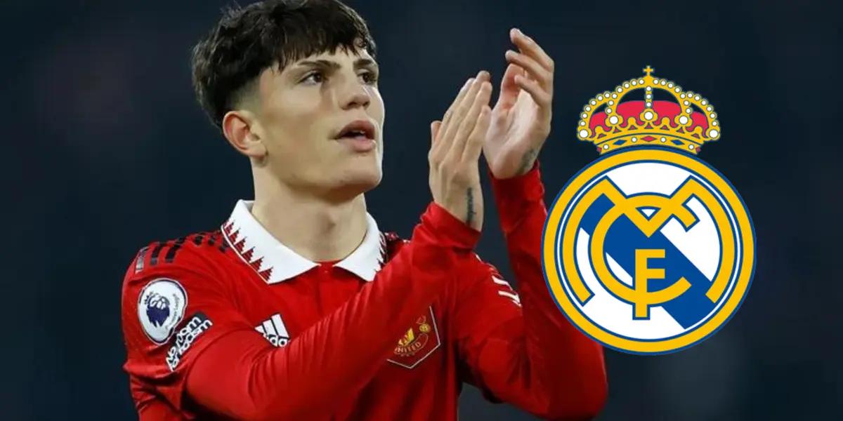 Garnacho con la camiseta del Manchester United y el escudo del Real Madrid.