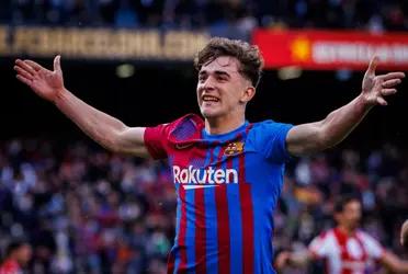 Gavi está siendo un jugador clave en el Barcelona de Xavi Hernández, el jugador de 17 años marcá la diferencia en la cancha. Mientras crece futbolísticamente en cada partido, los hinchas reclaman por su renovación. A continuación, todo sobre Gavi.