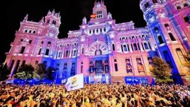 Hinchas del Real Madrid festejando el título