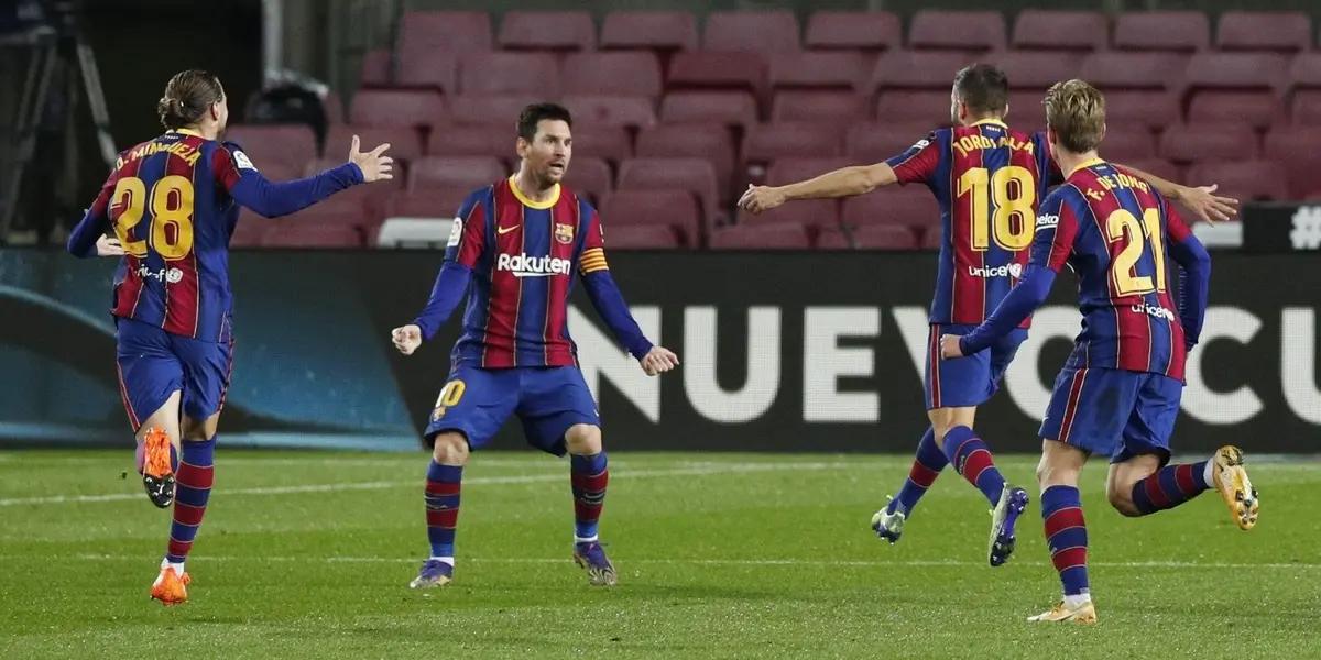 Joan Laporta busca por todas las vías posibles convencer al argentino de que continúe en el club.