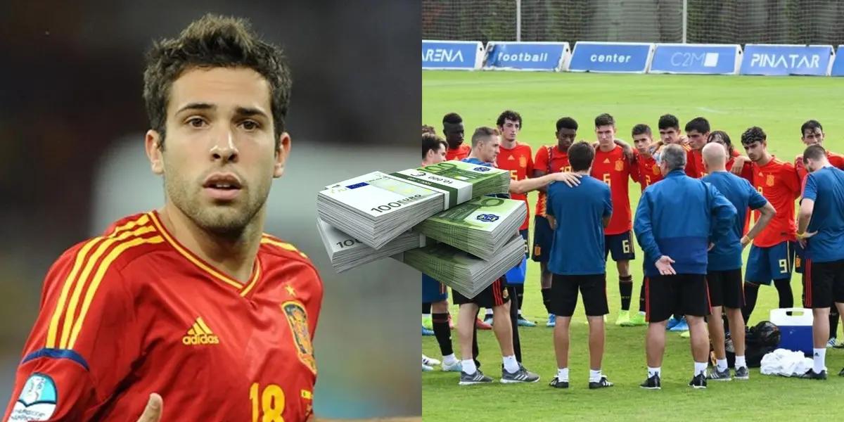 Jordi Alba quedó pagando en un gol de Italia y lo salvó el VAR pero demostró que su puesto necesita de este crack en ebullición