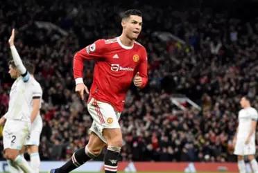 Jorge Mendes aclaró el futuro de Cristiano Ronaldo al que algunas voces críticas han acusado de intimidar a algunos de sus compañeros más jóvenes como Greenwood, Jadon Sancho o Rashford. Y peses a los rumores de salida, dejó en claro que CR7 seguirá en Manchester United